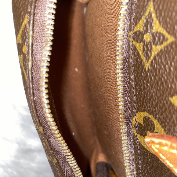 Louis Vuitton Monogram Montsouris Backpack preowned authentic - Picture 16 of 16